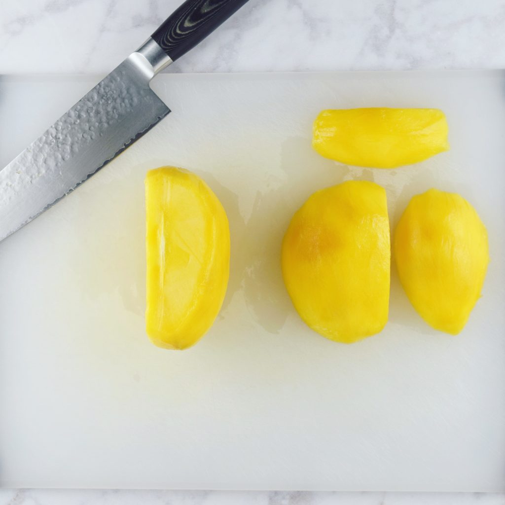 cutting mango side 3